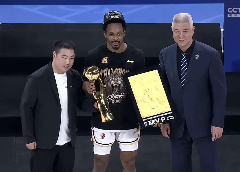 贝内文托后防阻力减弱，球队防线暴露的简单介绍